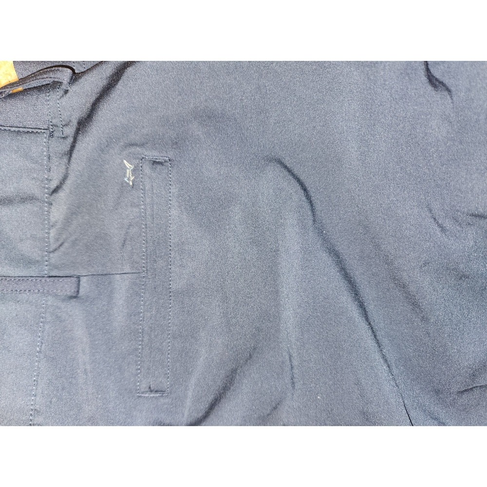 Greg Norman Golf Shorts Mens 40 Gray Moisture Wick Performance - Picture 4 of 6